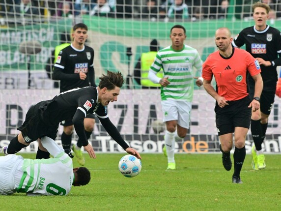 VAR im Mittelpunkt: Ulm und Fürth 1:1 im Kellerduell
