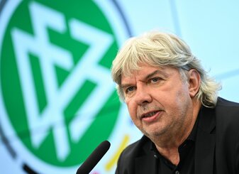 Ronny Zimmermann hatte den Vorsitz der Jury inne. Ronny Zimmermann hatte den Vorsitz der Jury inne.
