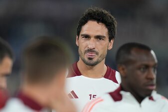 Verletzt raus: Mats Hummels von AS Rom. Verletzt raus: Mats Hummels von AS Rom.
