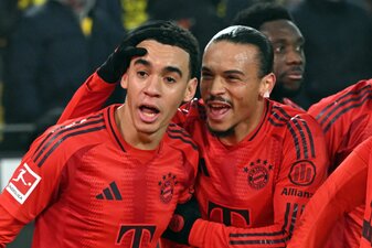 Bayerns Leroy Sané (rechts) droht nachträglich eine Strafe. Bayerns Leroy Sané (rechts) droht nachträglich eine Strafe.