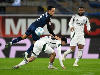 Schalke überrascht mit Sieg beim Spitzenreiter Paderborn Schalke überrascht mit Sieg beim Spitzenreiter Paderborn