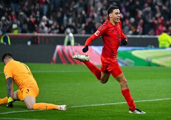 Jamal Musiala jubelt nach seinem zweiten Tor zum 4:2-Endstand. Jamal Musiala jubelt nach seinem zweiten Tor zum 4:2-Endstand.