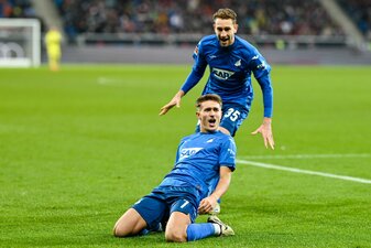 Weckt Begehrlichkeiten: Hoffenheims Torschütze und Toptalent Tom Bischof (vorn).