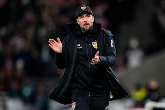 Trainer Sebastian Hoeneß und der VfB kämpfen um das Weiterkommen in der Champions League. Trainer Sebastian Hoeneß und der VfB kämpfen um das Weiterkommen in der Champions League.