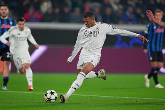 Kylian Mbappé schießt das 1:0 für Real. Kylian Mbappé schießt das 1:0 für Real.