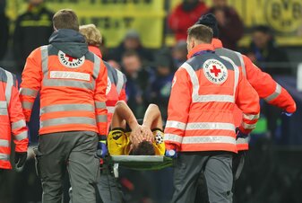 Bitter für BVB: Schlotterbeck fällt lange aus. Bitter für BVB: Schlotterbeck fällt lange aus.
