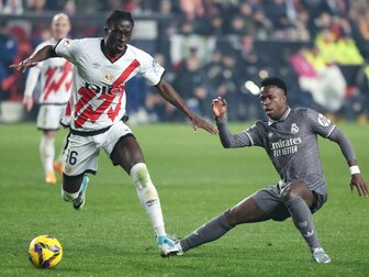 Real Madrid: Schiedsrichterkritik über eigene Vereinskanäle Real Madrid: Schiedsrichterkritik über eigene Vereinskanäle