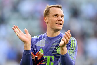 Manuel Neuer steht kurz vor einer einjährigen Vertragsverlängerung. | Foto: Stuart Franklin/Getty Images Manuel Neuer steht kurz vor einer einjährigen Vertragsverlängerung. | Foto: Stuart Franklin/Getty Images