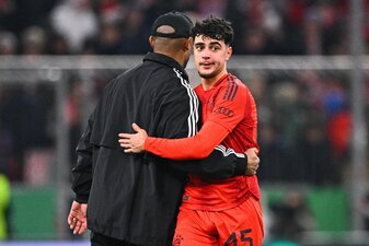 Wieder voll einsatzfähig: Bayerns Aleksandar Pavlovic (r), der von Trainer Kompany eine hohe Meinung hat. Wieder voll einsatzfähig: Bayerns Aleksandar Pavlovic (r), der von Trainer Kompany eine hohe Meinung hat.