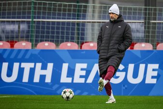 Marco Rose wartet nun auf den Antrittsbesuch von Jürgen Klopp in Leipzig. Marco Rose wartet nun auf den Antrittsbesuch von Jürgen Klopp in Leipzig.