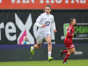 Foto: Köln holt Stürmerin Delabre aus Anderlecht