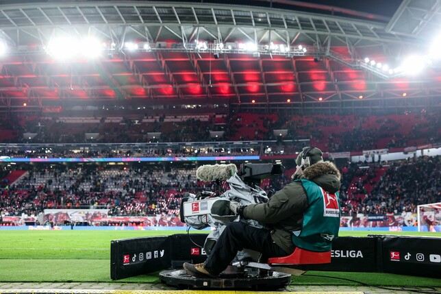 Das meiste Geld verdient die Bundesliga mit der TV-Vermarktung 