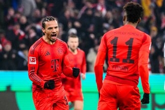 Torschütze zum 1:0 - Leroy Sané (l). Torschütze zum 1:0 - Leroy Sané (l).
