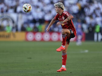 Rekordtransfer: Kiel holt Verteidiger Tolkin aus New York Rekordtransfer: Kiel holt Verteidiger Tolkin aus New York