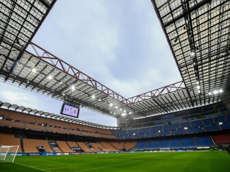 Mailänder Topklubs wollen Milliardenkredit für neues Stadion Mailänder Topklubs wollen Milliardenkredit für neues Stadion