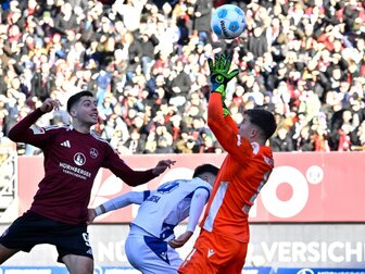Karlsruhe verpasst Sprung auf Platz eins Karlsruhe verpasst Sprung auf Platz eins
