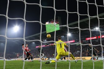 Darwin Nunez schießt Liverpool am 18. Januar 2025 zum 2:0 in Brentford in der Premier League, der Tabellenführer der Champions League ist einer der Sieger, die den Wettbewerb mehrfach nicht als amti Darwin Nunez schießt Liverpool am 18. Januar 2025 zum 2:0 in Brentford in der Premier League, der Tabellenführer der Champions League ist einer der Sieger, die den Wettbewerb mehrfach nicht als amti