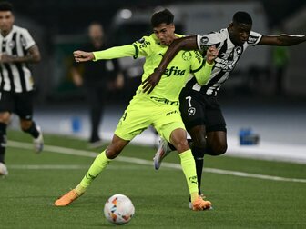 Nächster Neuzugang: ManCity verpflichtet auch Vitor Reis Nächster Neuzugang: ManCity verpflichtet auch Vitor Reis