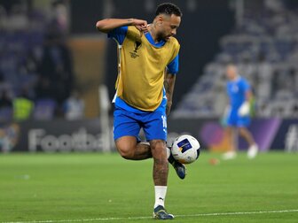 Es geht ums Geld: Neymar-Abschied verzögert sich Es geht ums Geld: Neymar-Abschied verzögert sich