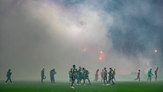 Frankreich verbietet den Rotterdam-Fans die Anreise nach Lille. Frankreich verbietet den Rotterdam-Fans die Anreise nach Lille.