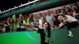 Die Spanierin Nuria Rábano verlässt den VfL Wolfsburg und wechselt in die USA. Die Spanierin Nuria Rábano verlässt den VfL Wolfsburg und wechselt in die USA.