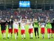 Die Leipziger Spieler bedanken sich nach dem 3:1-Sieg über Mainz bei den Fans. Foto: Jan Woitas
<br>dpa-infocom GmbH
