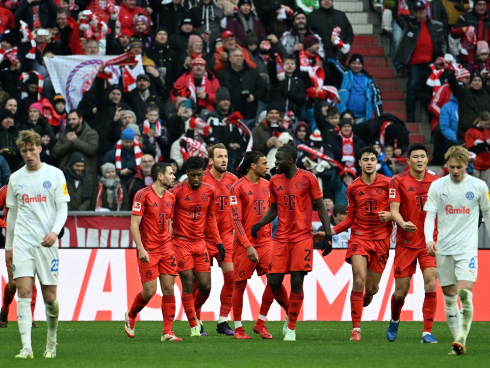 Mit Kane-Rekord: Bayern legt mit Mühe im Titelrennen vor