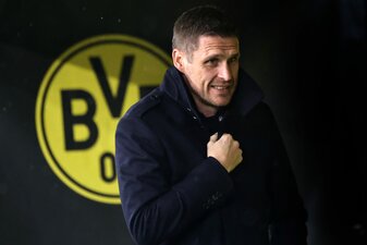 Svensson ist da: BVB-Sportdirektor Kehl tütet den ersten Wintertransfer ein. Foto: Christof Koepsel/Getty Images Svensson ist da: BVB-Sportdirektor Kehl tütet den ersten Wintertransfer ein. Foto: Christof Koepsel/Getty Images