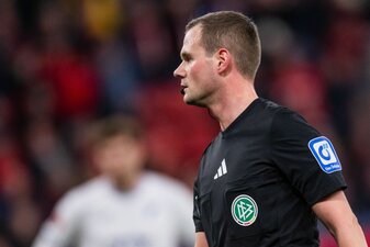 Nach der Premiere durch Schiedsrichter Robin Braun soll es Durchsagen für die Fans auch im Pokal geben. Nach der Premiere durch Schiedsrichter Robin Braun soll es Durchsagen für die Fans auch im Pokal geben.