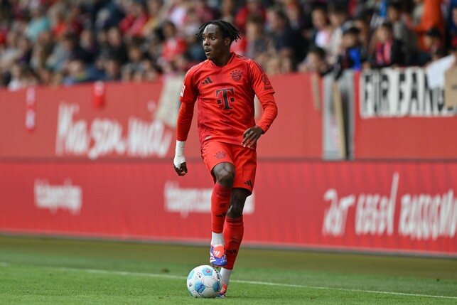 Mathys Tel flieht vor den Bayern: Bis zum Sommer in London. Foto: Sebastian Widmann/Getty Images