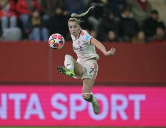 Giulia Gwinn vom FC Bayern in der Champions League. Giulia Gwinn vom FC Bayern in der Champions League.