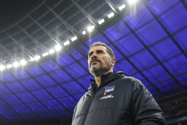 Cristian Fiél übernahm den Posten als Trainer von Hertha BSC im Sommer vor Saisonbeginn. | Foto: Maja Hitij/Getty Images