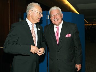 Fedor Radmann hat 2002 eine Provisionszahlung von zehn Millionen Schweizer Franken an den damaligen FIFA-Funktionär Mohamed bin Hammam angebahnt. Fedor Radmann hat 2002 eine Provisionszahlung von zehn Millionen Schweizer Franken an den damaligen FIFA-Funktionär Mohamed bin Hammam angebahnt.