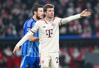 Thomas Müller gibt den Weg für den FC Bayern vor. Thomas Müller gibt den Weg für den FC Bayern vor.