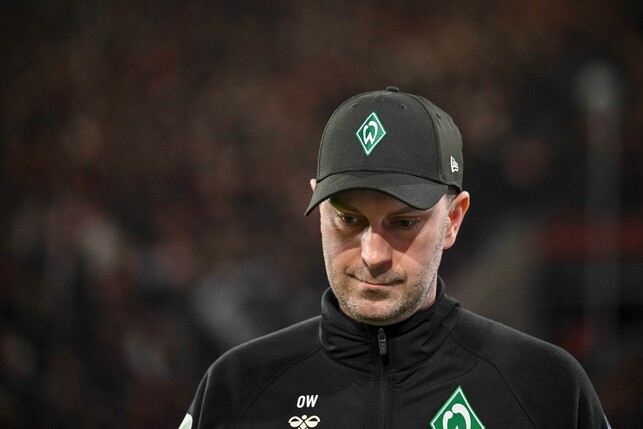 Der Blick geht nach unten: Ole Werner.