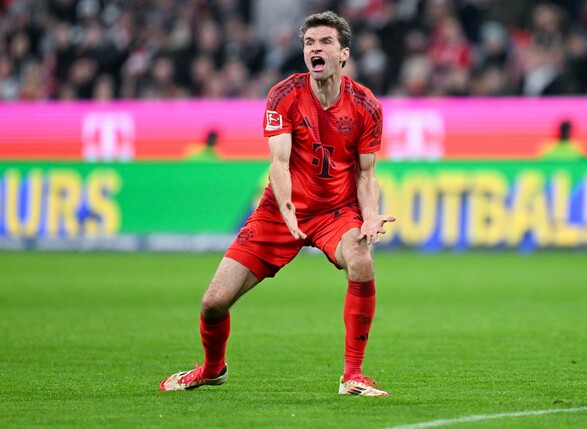 Nach seinem vieldiskutierten Sekunden-Einsatz gegen Celtic Glasgow stand Thomas Müller gegen Frankfurt in Bayerns Startelf.