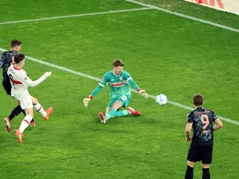 "Geschenke verteilt": Der VfB rutscht ab "Geschenke verteilt": Der VfB rutscht ab
