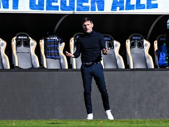 Hertha-Trainer Stefan Leitl sah bei der SV Elversberg eine desolate Leistung seiner Mannschaft. Hertha-Trainer Stefan Leitl sah bei der SV Elversberg eine desolate Leistung seiner Mannschaft.