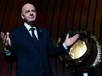 Klub-WM: FIFA zahlt eine Milliarde US-Dollar Preisgeld Klub-WM: FIFA zahlt eine Milliarde US-Dollar Preisgeld