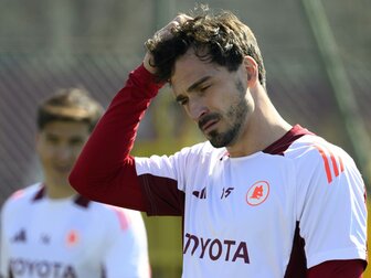 Ranieri bestreitet Probleme mit Hummels: "Wir mögen uns sehr" Ranieri bestreitet Probleme mit Hummels: "Wir mögen uns sehr"