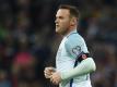 Englands Kapitän Wayne Rooney spricht sich für ein Verbleiben von Gareth Southgate als Englands Coach aus. Foto: Andy Rain