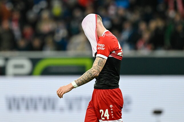 Jeff Chabot und fünf weitere Innenverteidiger stehen dem VfB in Kiel nicht zur Verfügung.