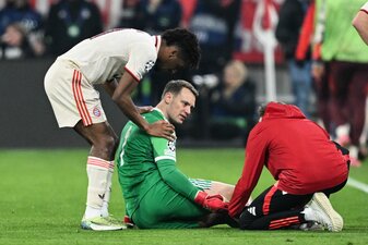 Manuel Neuer muss eine Pause einlegen. Manuel Neuer muss eine Pause einlegen.