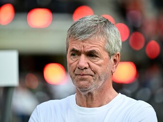 Funkel: Köln vor "Schlüsselspiel" - HSV-Aufstieg sicher Funkel: Köln vor "Schlüsselspiel" - HSV-Aufstieg sicher