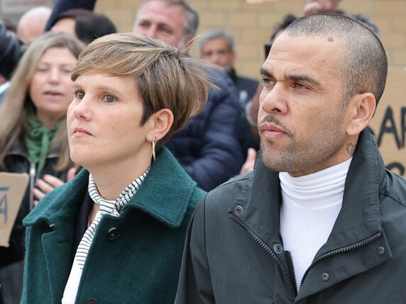 Alves: Gericht hebt Verurteilung wegen Vergewaltigung auf