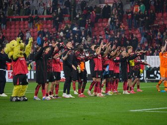 "Schlafen auf jeden Fall gut": Bayer bleibt an München dran "Schlafen auf jeden Fall gut": Bayer bleibt an München dran