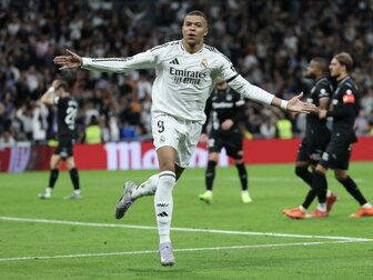 Ancelotti vergleicht Mbappé mit Ronaldo Ancelotti vergleicht Mbappé mit Ronaldo