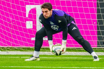 Bayer Leverkusen soll Interesse an einer Verpflichtung von Stefan Ortega haben. Bayer Leverkusen soll Interesse an einer Verpflichtung von Stefan Ortega haben.