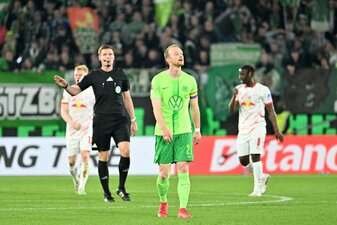 Wolfsburgs Maximilian Arnold war nach dem 2:3 gegen RB Leipzig genervt. Wolfsburgs Maximilian Arnold war nach dem 2:3 gegen RB Leipzig genervt.