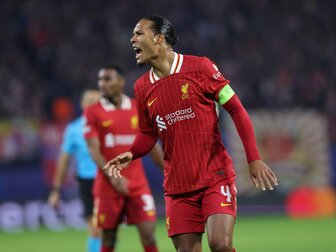 Transfers beim FC Liverpool? Van Dijk erwartet "großen Sommer" Transfers beim FC Liverpool? Van Dijk erwartet "großen Sommer"